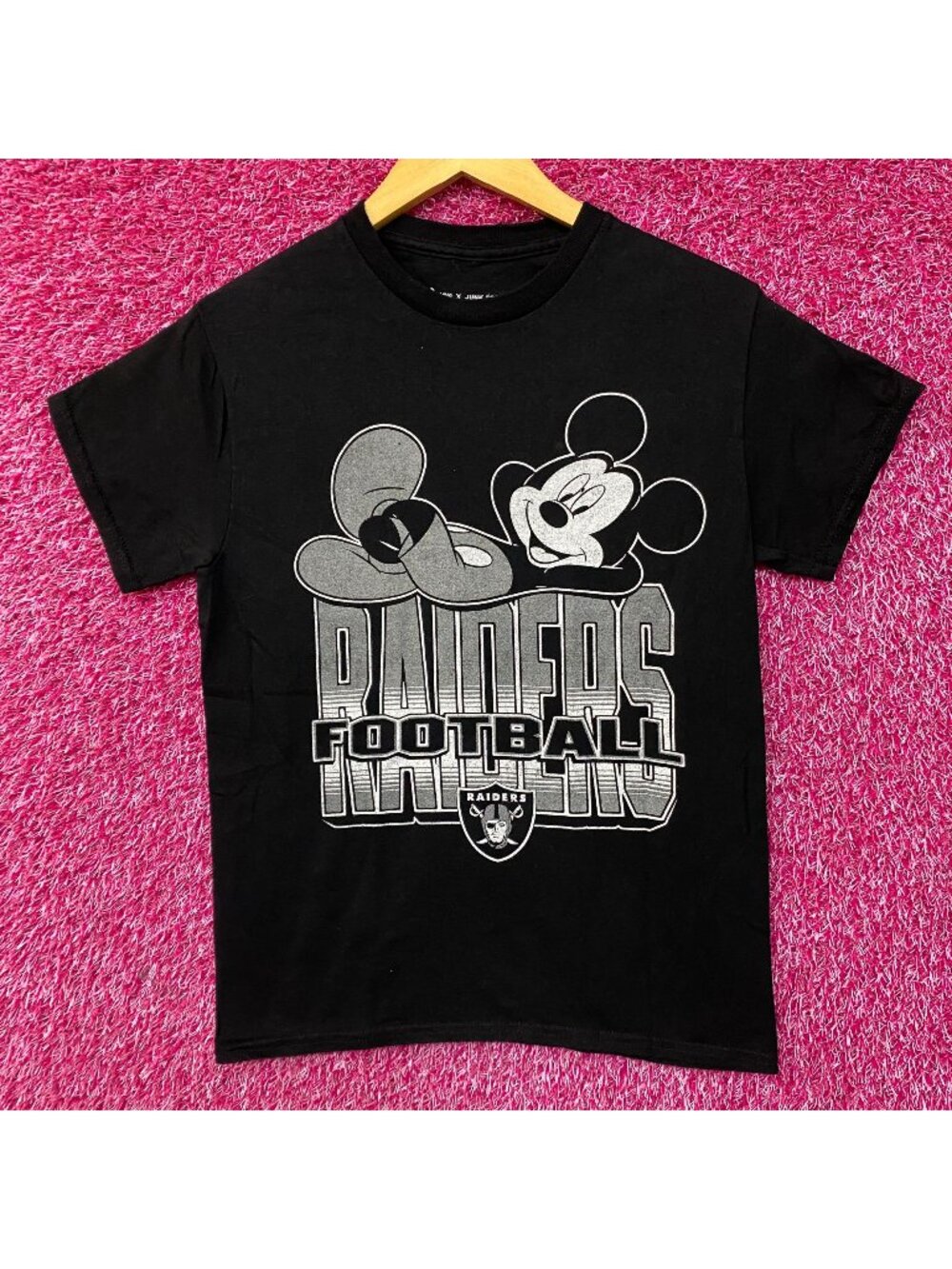 Disney x Junk Food Football Raiders Mickey Mouse T-Shirt XS
